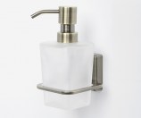 Дозатор для жидкого мыла стеклянный WаsserKRAFT Exter K-5299